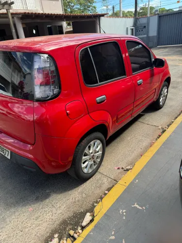 Fiat Uno Attractive 1.0 EVO Fire Flex 8V 5P 2015