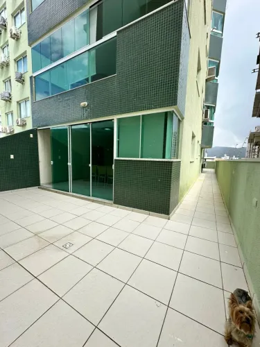 APARTAMENTO MOBILIADO À VENDA EM NAVEGANTES/SC
