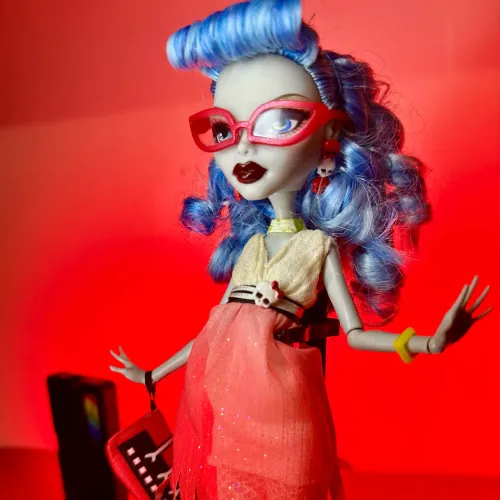 Boneca Monster High - Ghoulia Yelps - Dawn of the Dance