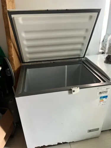 Freezer horizontal consul 300L