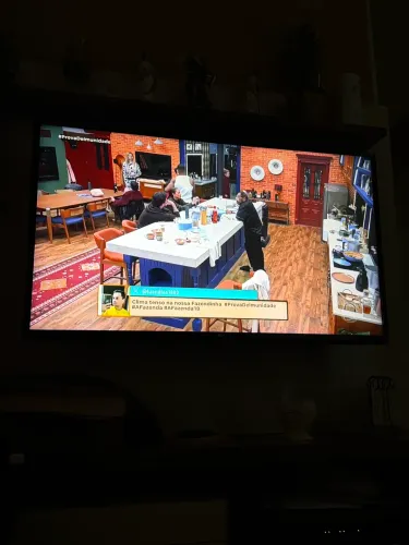 SMART TV LG 43 PELEGADAS
