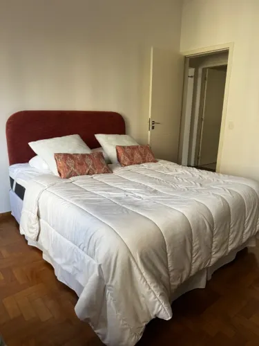 Cama Queen (colchão Emma + box + cabeceira)