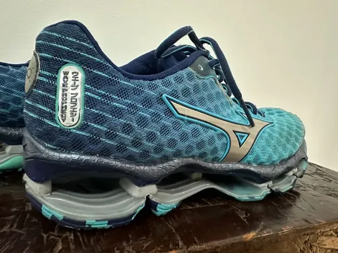 Tênis Mizuno Prophecy 4 tamanho 36 RARIDADE 
