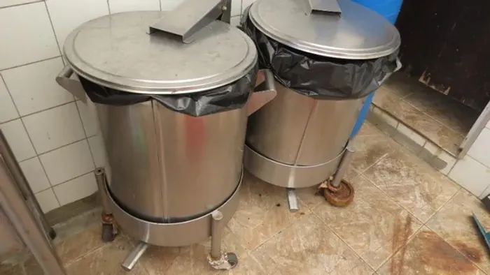 Lata De Lixo Grande Em Aço Inox 304 P/ Cozinha Industrial