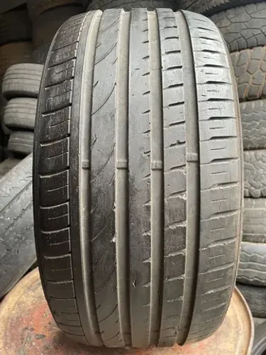 Pneu 245/35/19 Aptany meia vida (não é riscado)
