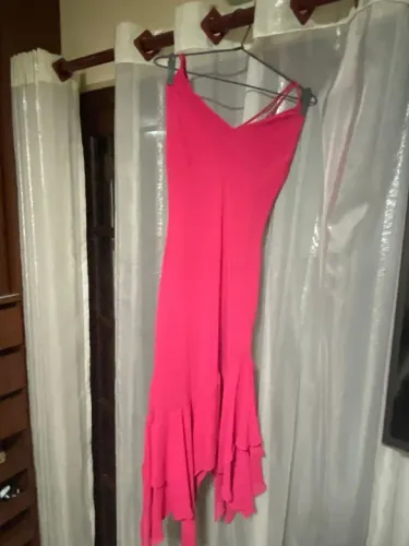Vestido de festa pink com pontas