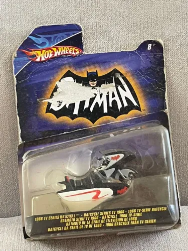 Hot Wheels - BATCYCLE 1:50 BASEADO NA SÉRIE DE TV 1966 - Mattel