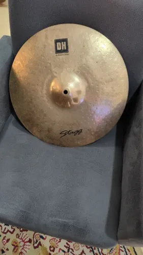 Crash Stagg 16 B20 
