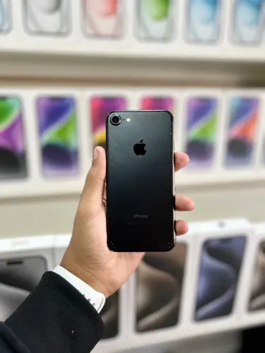 IPHONE 7 32 GB