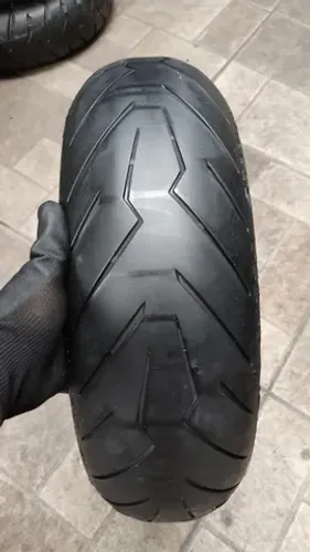Pneu usado Pirelli Diablo Rosso Scooter 160/60-15
