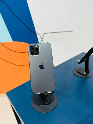 Vendo IPhone 12 Pro Max 128GB Cinza Saúde de bateria 84% Semi novo | Loja Fisica |