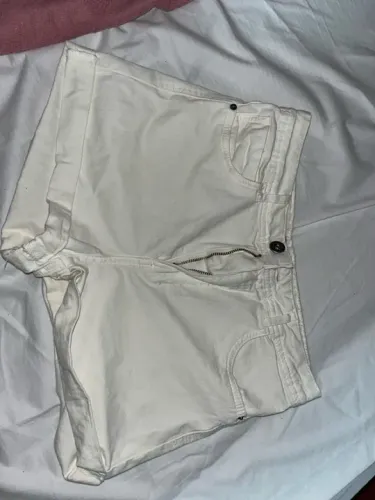 Short Jeans Branco Feminino