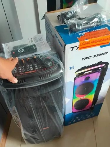 Caixa TRC 1300w nova sem detalhes completa 