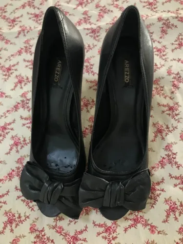 Peep Toe Preto Arezzo Em Couro (Usado)