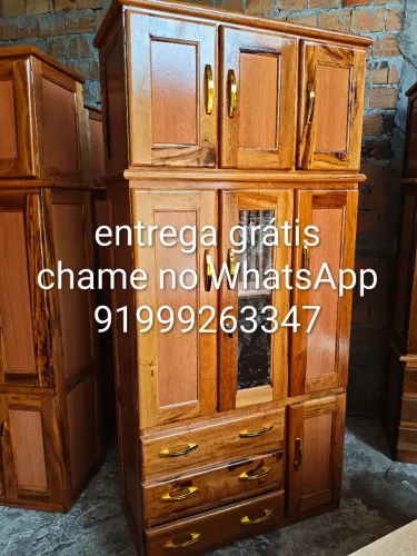 Guarda roupa de solteiro com espelho novo