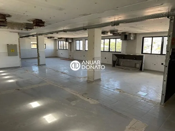 Cidade Industrial - Prédio comercial à venda na Anuar Donato