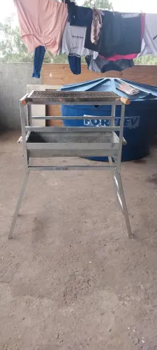 Churrasqueira galvanizada