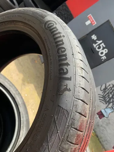 Pneus 235/50/19 Continental os 4 por 2000$ originais instalados saúde