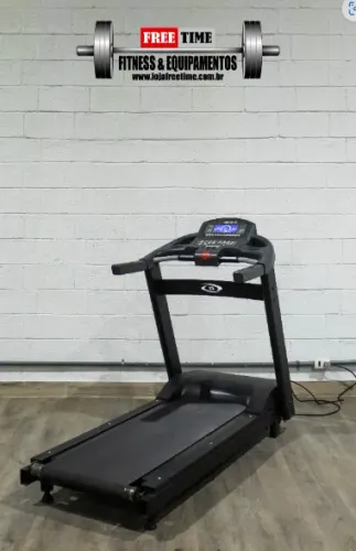 Esteira Gurik com inclinação usado profissional