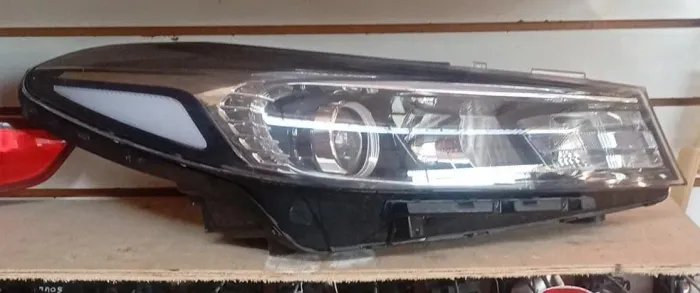 FAROL KIA CERATO 17/19 FOCO DUPLO LED LADO DIREITO