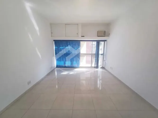 Sala Comercial no Coração de Copacabana Excelente Oportunidade