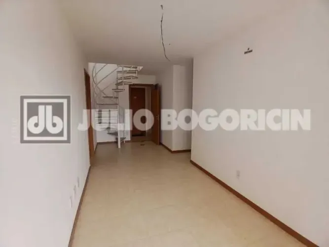Condomínio Via Alto Mapendi reserva/ Taquara/ Jacarepaguá/ Cobertura duplex/ 02 dormitório