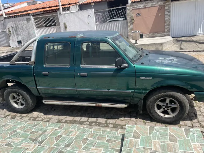 Ford Ranger 2.5 4X2 CD TB Diesel 2000
