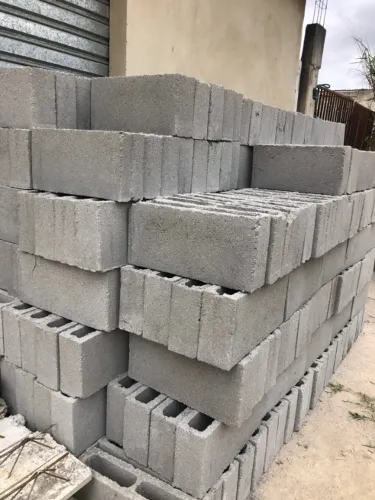 Blocos de concreto resistentes - Direto da fábrica - Entrega rápida!