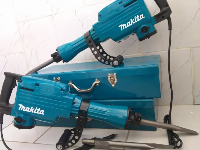 MARTELETE MAKITA 220V/110v