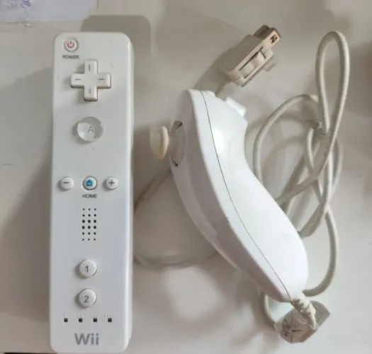 01 Wii Mote + 01 Nunchunk funcionando