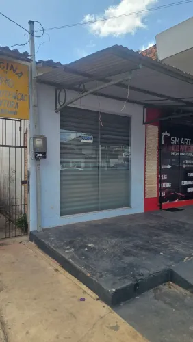 Aluguel de ponto comercial na Rodagem próx. da Av. Borges Leal
