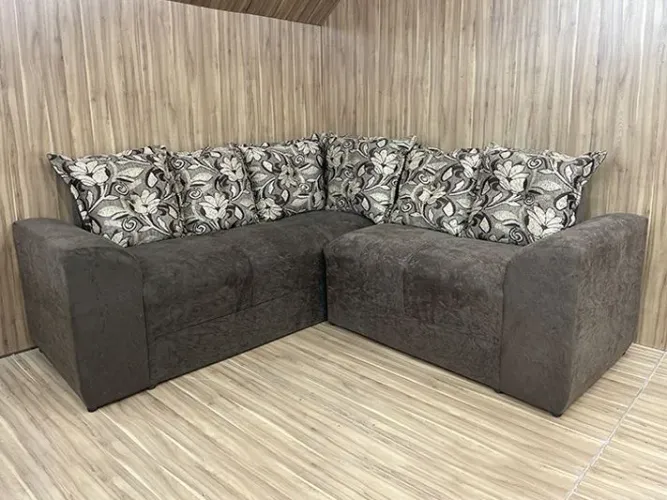 Sofá de Canto Pequeno Suede Marrom 5 Lugares com Almofadas Soltas