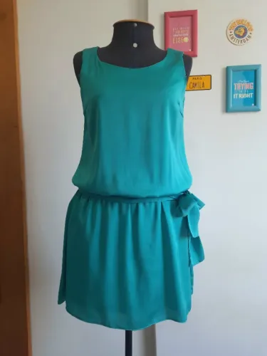 Vestido de festa moda social com faixa laço na cintura tamanho P
