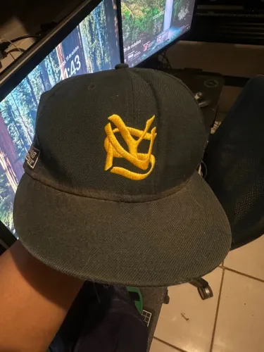 Boné Supreme
