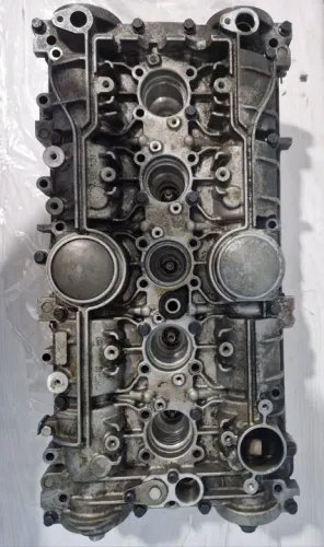 Cabeçote Volvo V50 2.4 5 cilindros gasolina 2005 cabeçote V50 gasolina 2.4 5cc *6