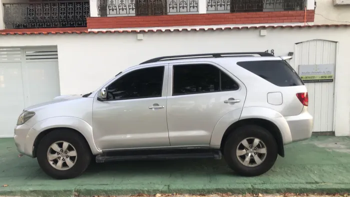 Toyota Hilux SW4 SRV D4-d 4X4 3.0 TDI Dies. AUT 2007