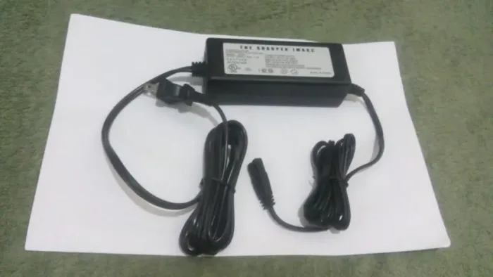 Carregador para adega de vinhos portátil