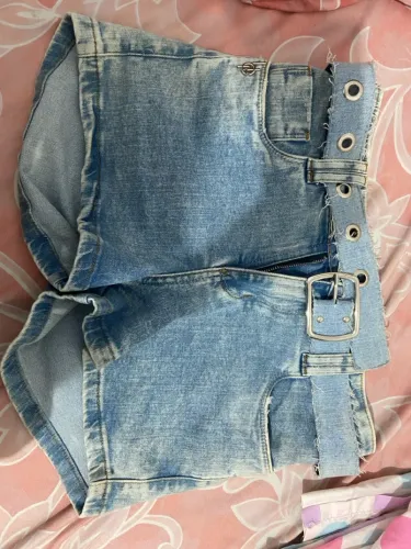 Short jeans