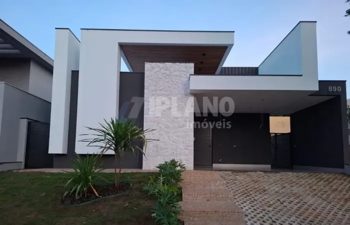 Maravilhosa Casa de Alto Padrão à Venda Vila do Golfe | Cond. Terras de Siena