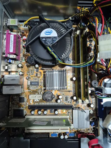 Computador com Processador Intel - Ideal para tarefas diárias