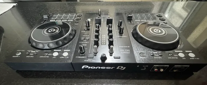 Vendo Controladora DDJ 400 Pioneer