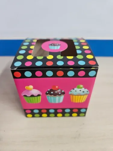 Porta Cup Cakes Embalagens kit com 16 unidades.