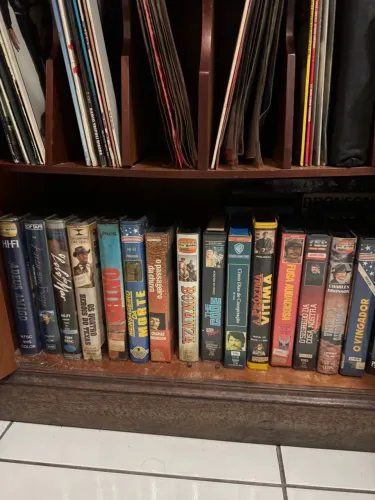 FITAS VHS ORIGINAIS - 30 REAIS CADA