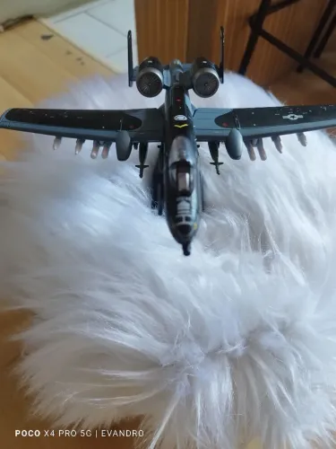 Miniatura A-10