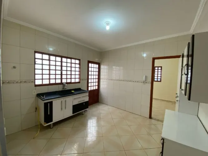 Casa 01 Dormitório na Vila Nova Botucatu
