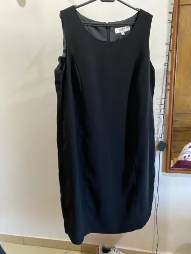 Vestido preto Jones Stodio