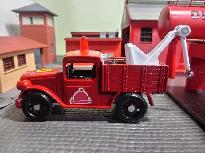 MINIATURA FIRE TRUCK WRECKER 40 - ESCALA APROXIMADA 1/48-1/55.