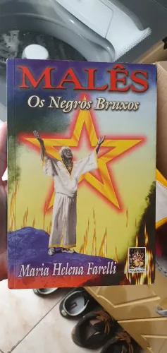 Livros A Magia do Vodu e Malês os Negros Bruxos Maria Helena Farelli Ed. Madras