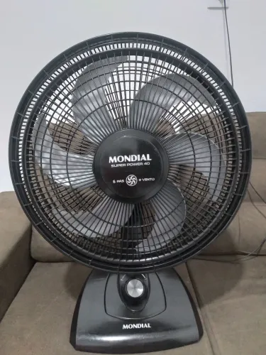 Ventilador mondial 40CM funcionando perfeitamente nada quebrado nem danificado