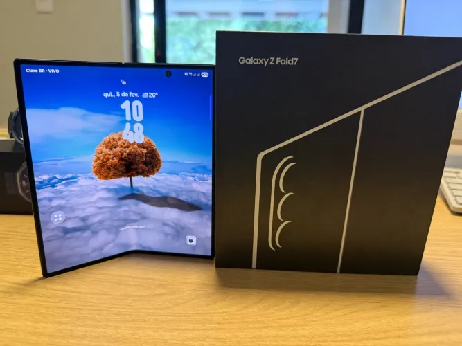 Samsung Galaxy Z Fold 7 (1 TB) - Novo!